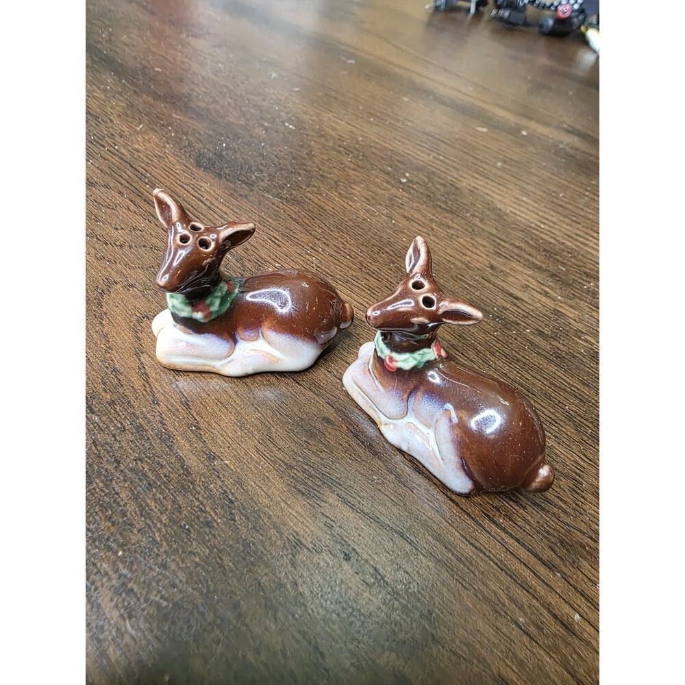 2 x Hand Painted Brown Deers Ceramic Dollhouse Miniature Animals Figurines